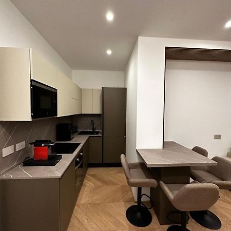 Bilocale Luxury A 50 Mt Dalla Stazione Di Milano Exterior photo