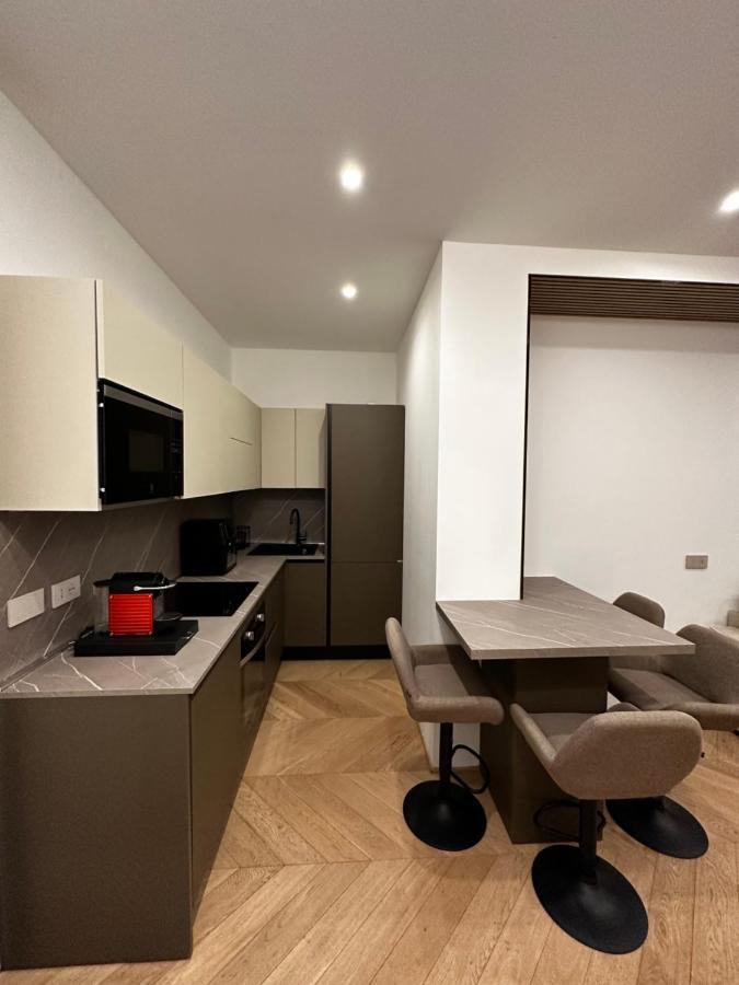 Bilocale Luxury A 50 Mt Dalla Stazione Di Milano Exterior photo