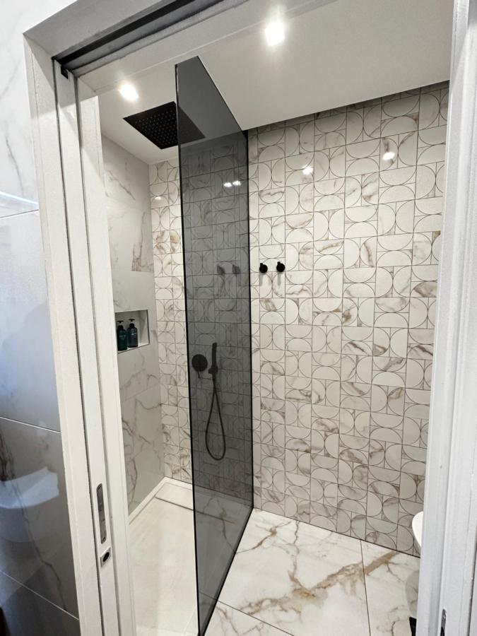 Bilocale Luxury A 50 Mt Dalla Stazione Di Milano Exterior photo